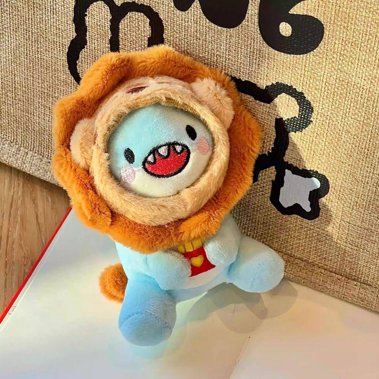 正版肥肥鲨鱼毛绒玩偶挂件情侣公仔鲨鲨钥匙扣莎头挂件孙颖莎周边