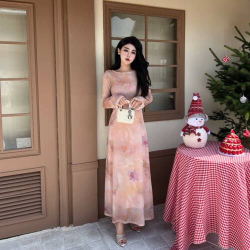 292多巴胺穿搭吊带配粉色连衣裙女夏超火松弛感绝美度假长裙套装