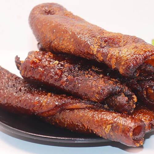 湖南烟熏腊面子皮猪皮先炸后熏真空发货土特产下饭菜土猪腊虎皮肉