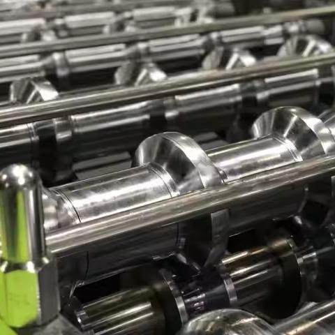 双层辊压成型机铁皮制造840屋面板辊压梯形波纹屋面辊压成型,五金/工具,其他机械五金,淘宝优惠券,粉丝福利购,淘宝优惠卷