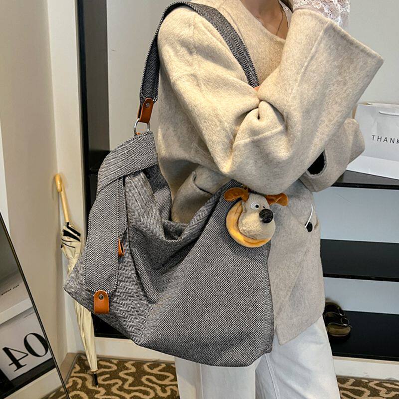 大容量懒惰风牛仔帆布包包女士2024新款松弛感腋下包通勤斜挎包