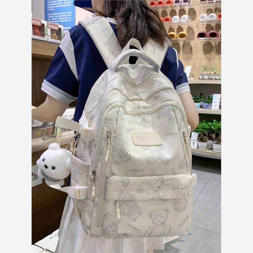 书包初中女生高颜值小熊大学生双肩包2024新款高中小学生背包小众