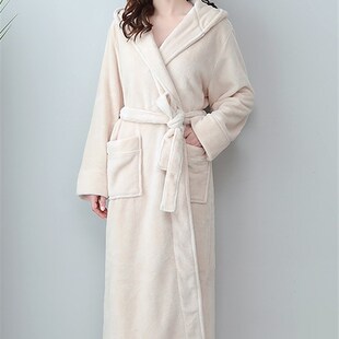 酒红色法兰绒睡袍女冬季加长款加厚加绒戴帽连帽珊瑚绒浴袍带帽子