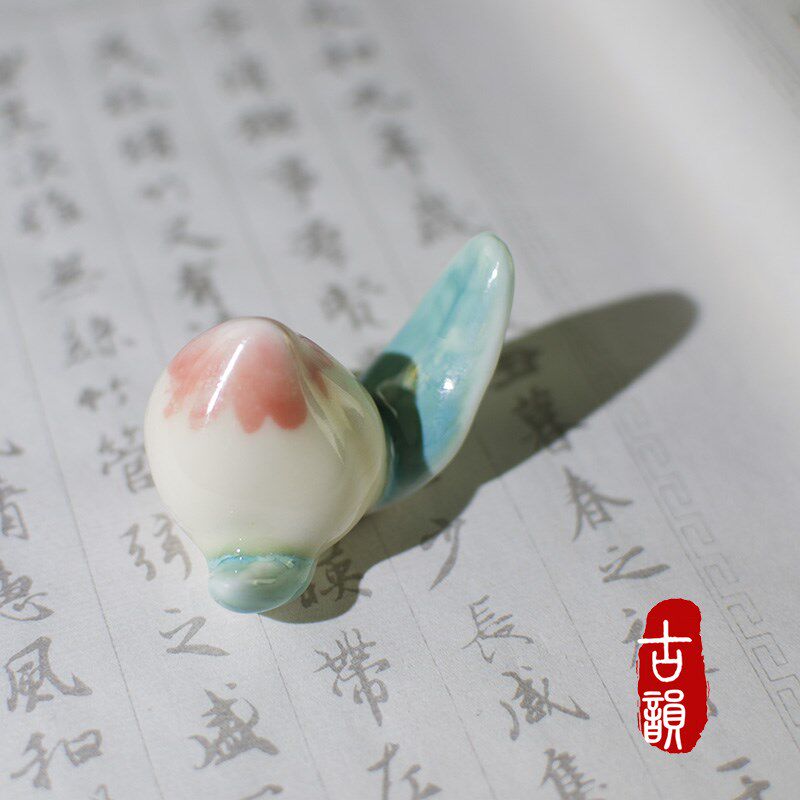 景德镇陶瓷创意笔搁桃型可爱毛笔架子搁筷子架文房书桌小清新摆件