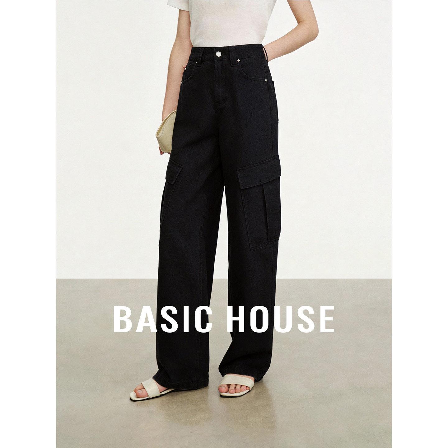 Basic House/百家好黑色纯棉舒适工装裤女秋季大口袋百搭牛仔裤