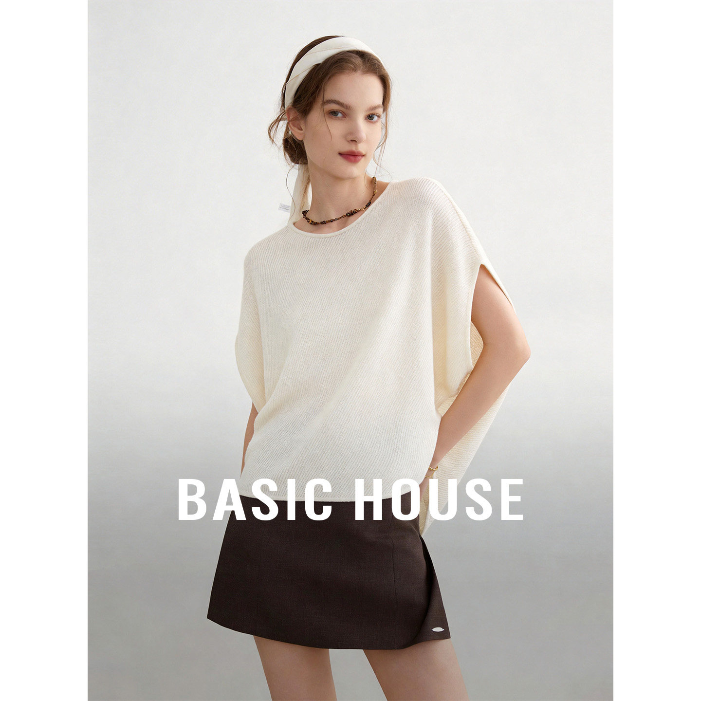 Basic House/百家好慵懒风蝙蝠袖针织衫女莱赛尔亚麻圆领宽松上衣