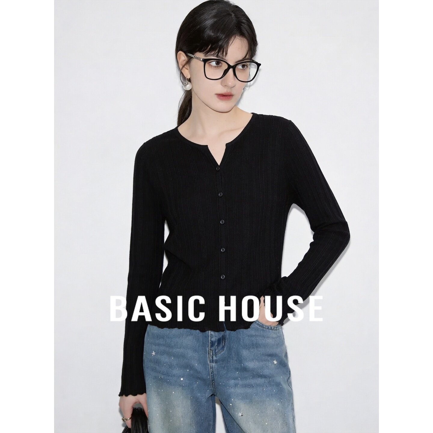 Basic House/百家好黑色V领开衫女长袖针织衫通勤上衣秋季穿搭