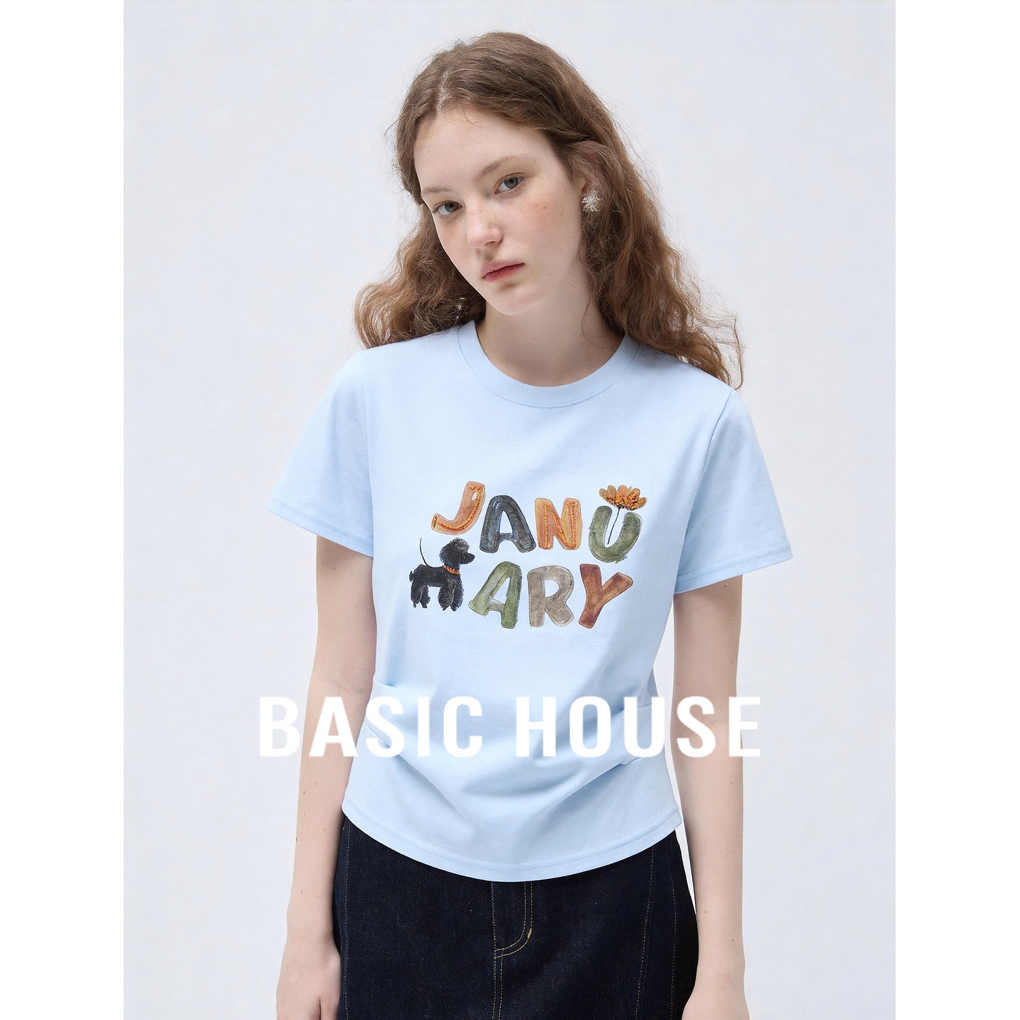 Basic House/百家好浅蓝色休闲风字母刺绣短袖时尚设计感褶皱T恤