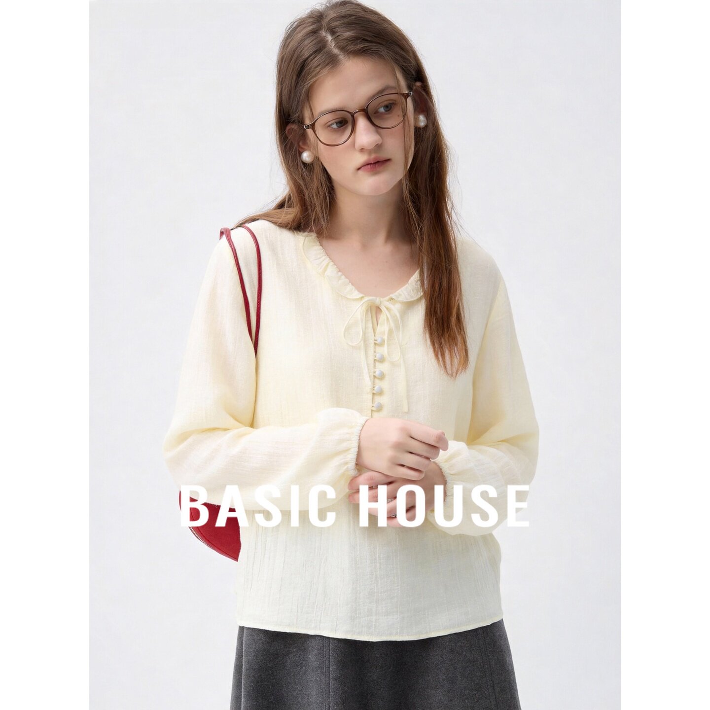 Basic House/百家好优雅黄色荷叶边衬衫女绑带装饰宽松灯笼袖通勤