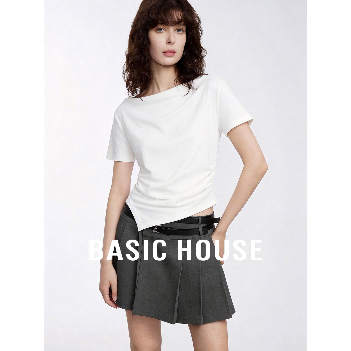 Basic House/百家好纯色不规则下摆短款T恤2026夏季气质短袖上衣