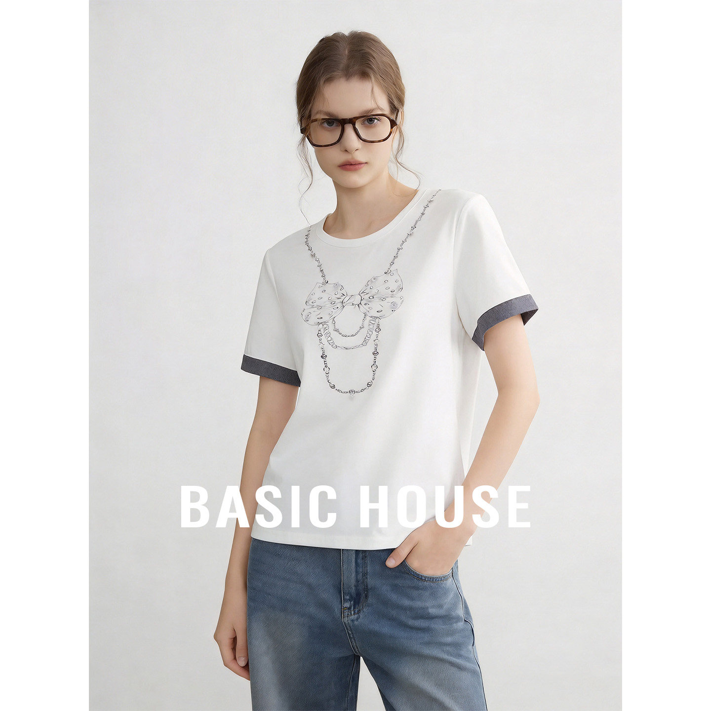 Basic House/百家好亮片项链印花短袖T恤夏季新款撞色袖边内搭女