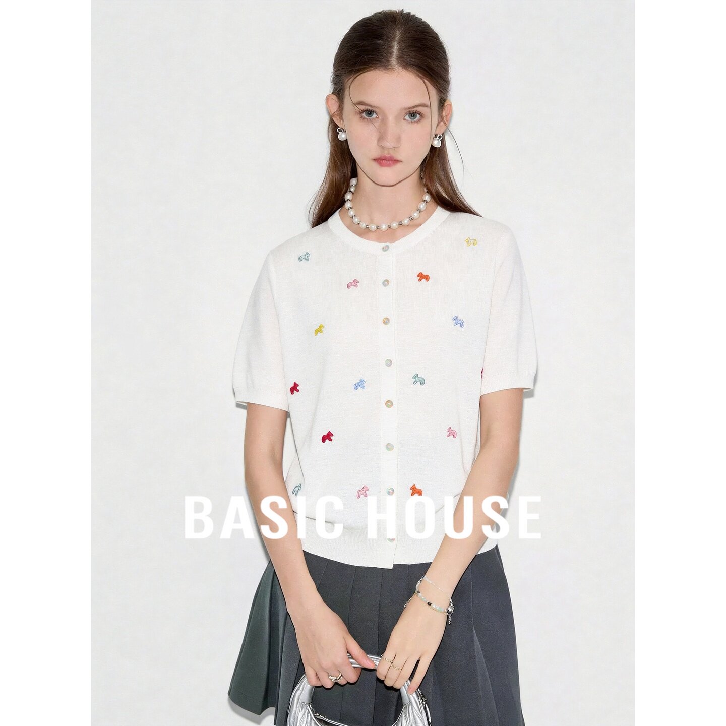 Basic House/百家好白色设计感刺绣针织开衫短款圆领上衣短袖夏季