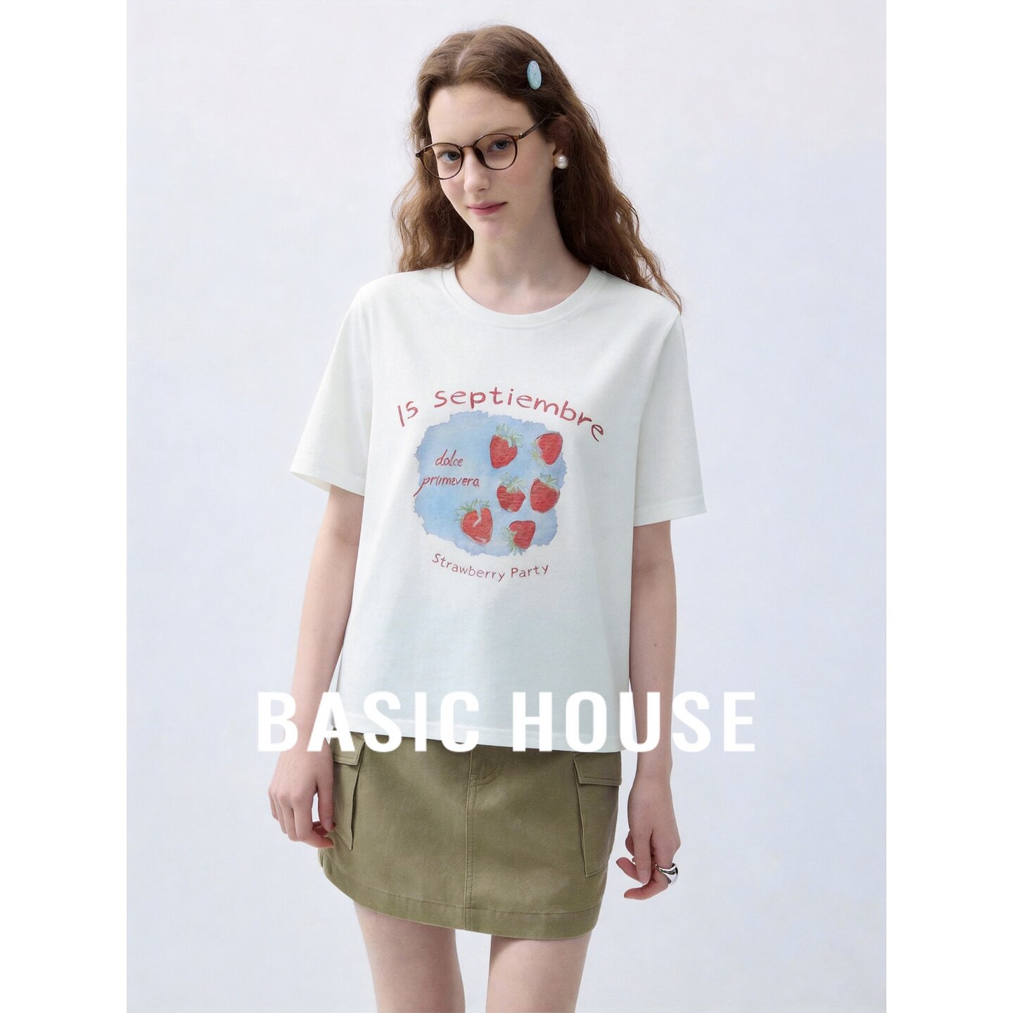 Basic House/百家好夏日清新草莓印花短袖T恤女减龄百搭舒适上衣