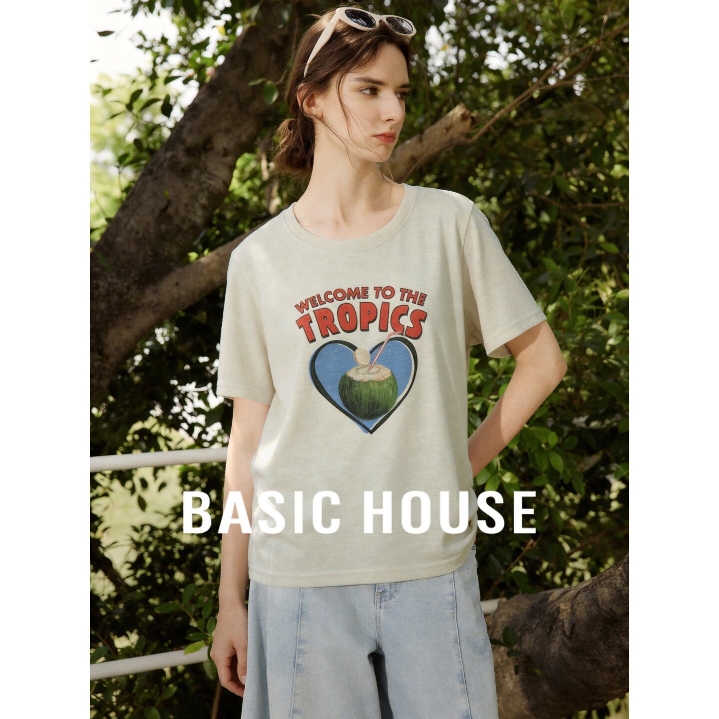 Basic House/百家好淡绿色卡通印花短袖宽松百搭显瘦夏季休闲T恤