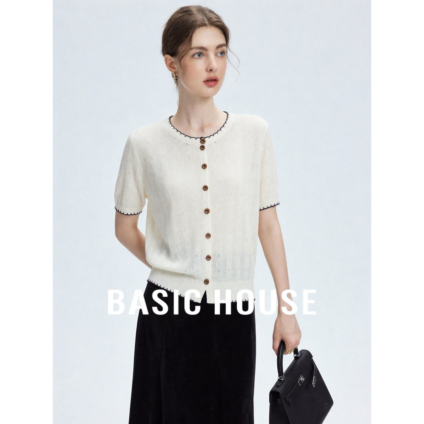 Basic House/百家好白色圆领排扣短袖针织开衫女薄款亚麻透气上衣