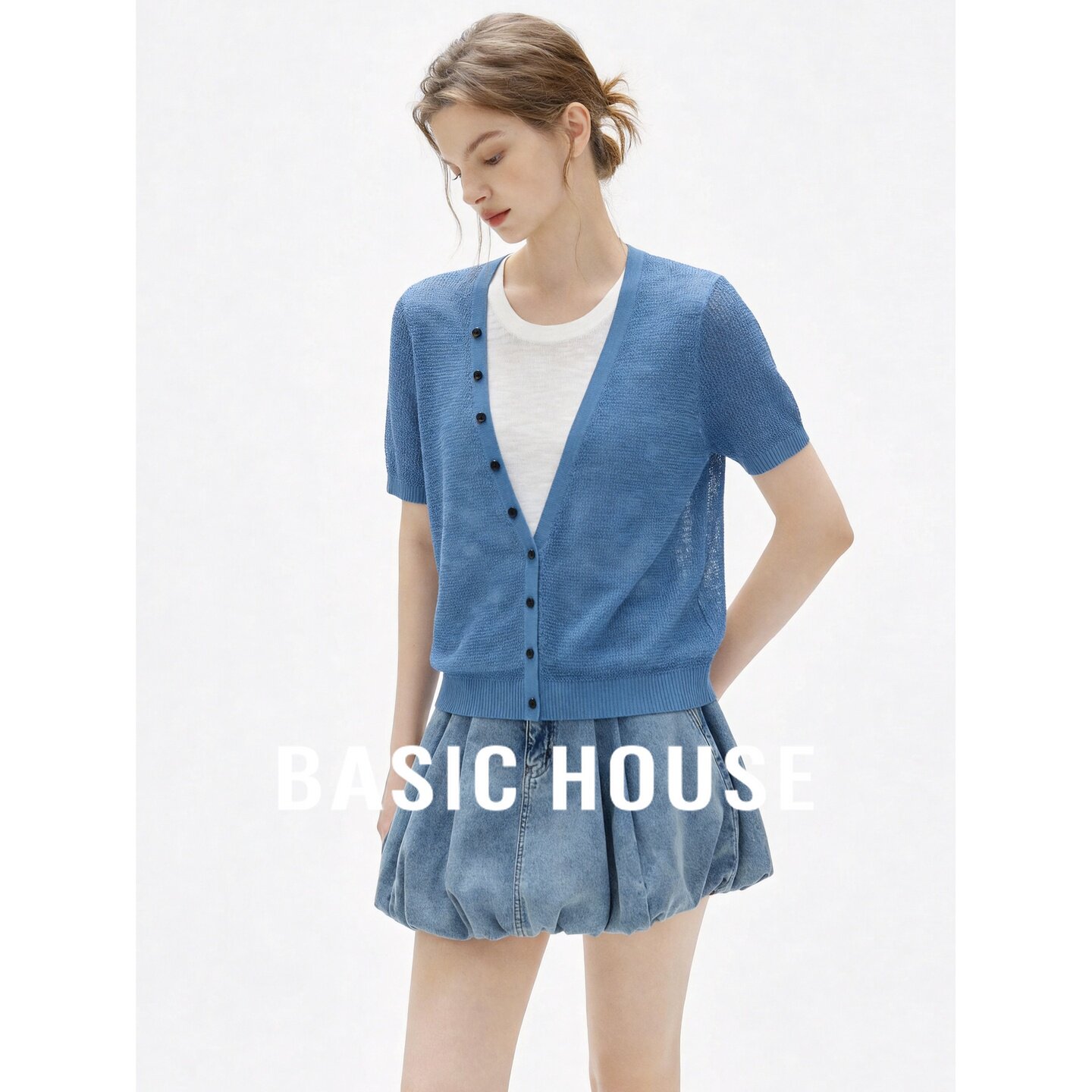 Basic House/百家好蓝色V领短袖针织开衫女夏假两件显瘦通勤上衣