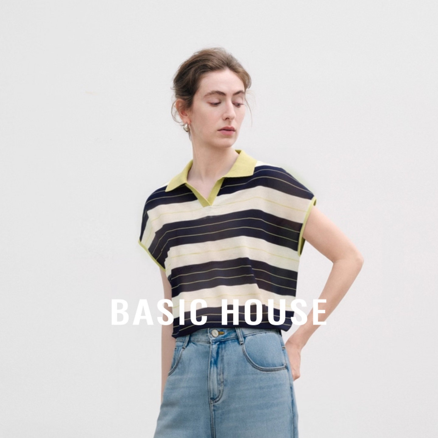 Basic House/百家好刚需撞色条纹无袖短款针织衫慵懒显瘦翻领上衣