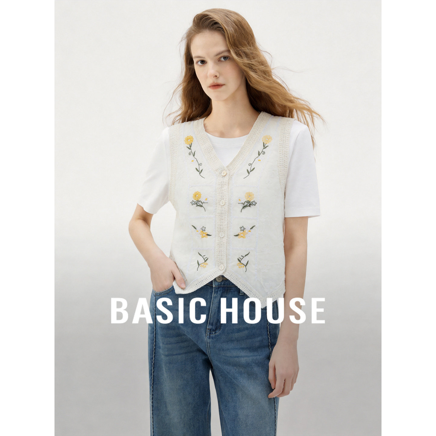 Basic House/百家好杏色刺绣V领蕾丝背心女夏设计感减龄马甲上衣