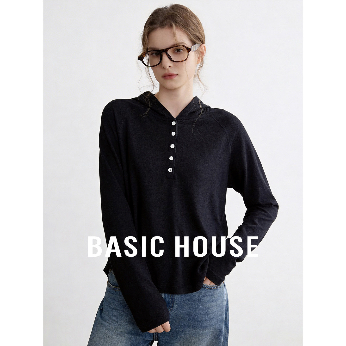 Basic House/百家好纯色不规则下摆轻薄T恤2026夏季连帽套头上衣