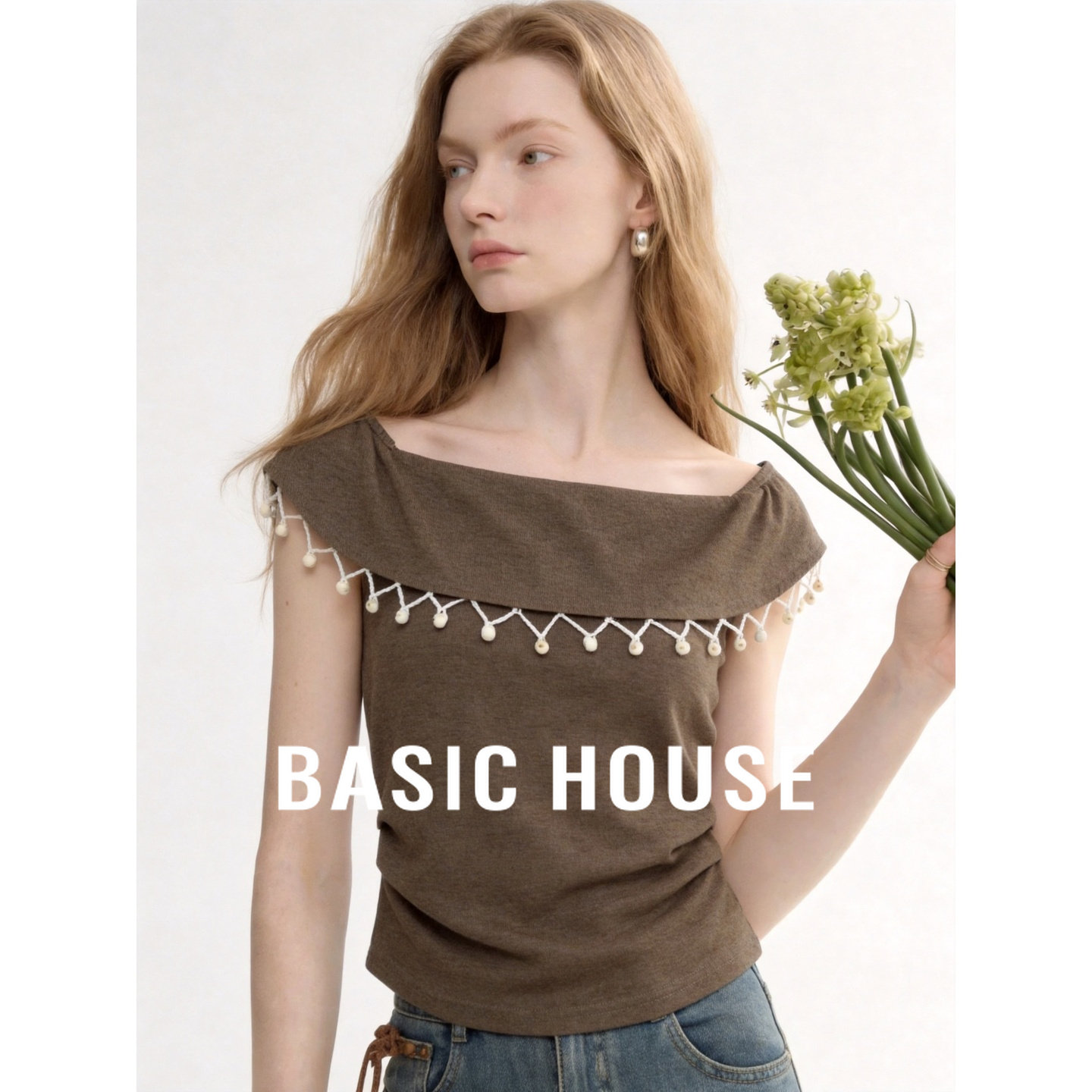 Basic House/百家好一字肩珍珠流苏T恤女26夏季亚麻露肩显瘦上衣