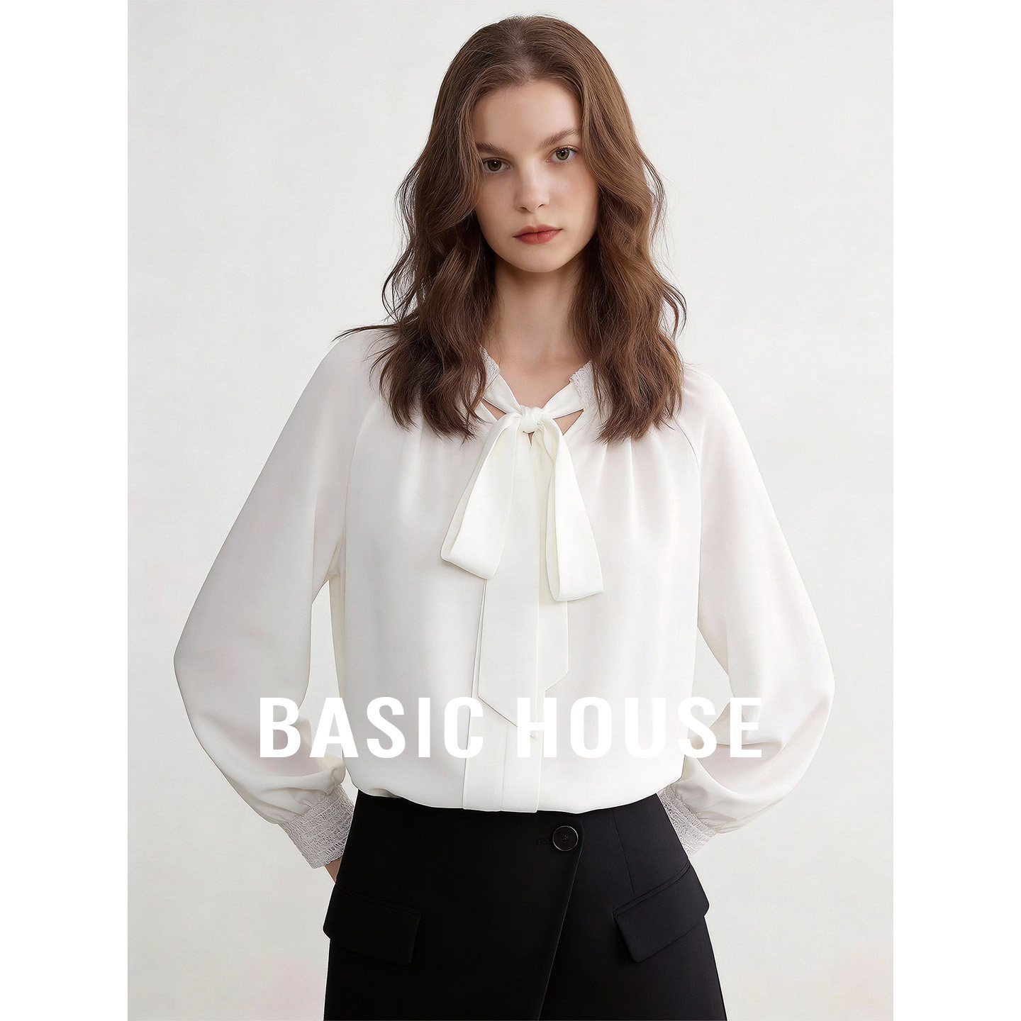 Basic House/百家好白色莱赛尔宽松透气衬衫女春季百搭长袖上衣