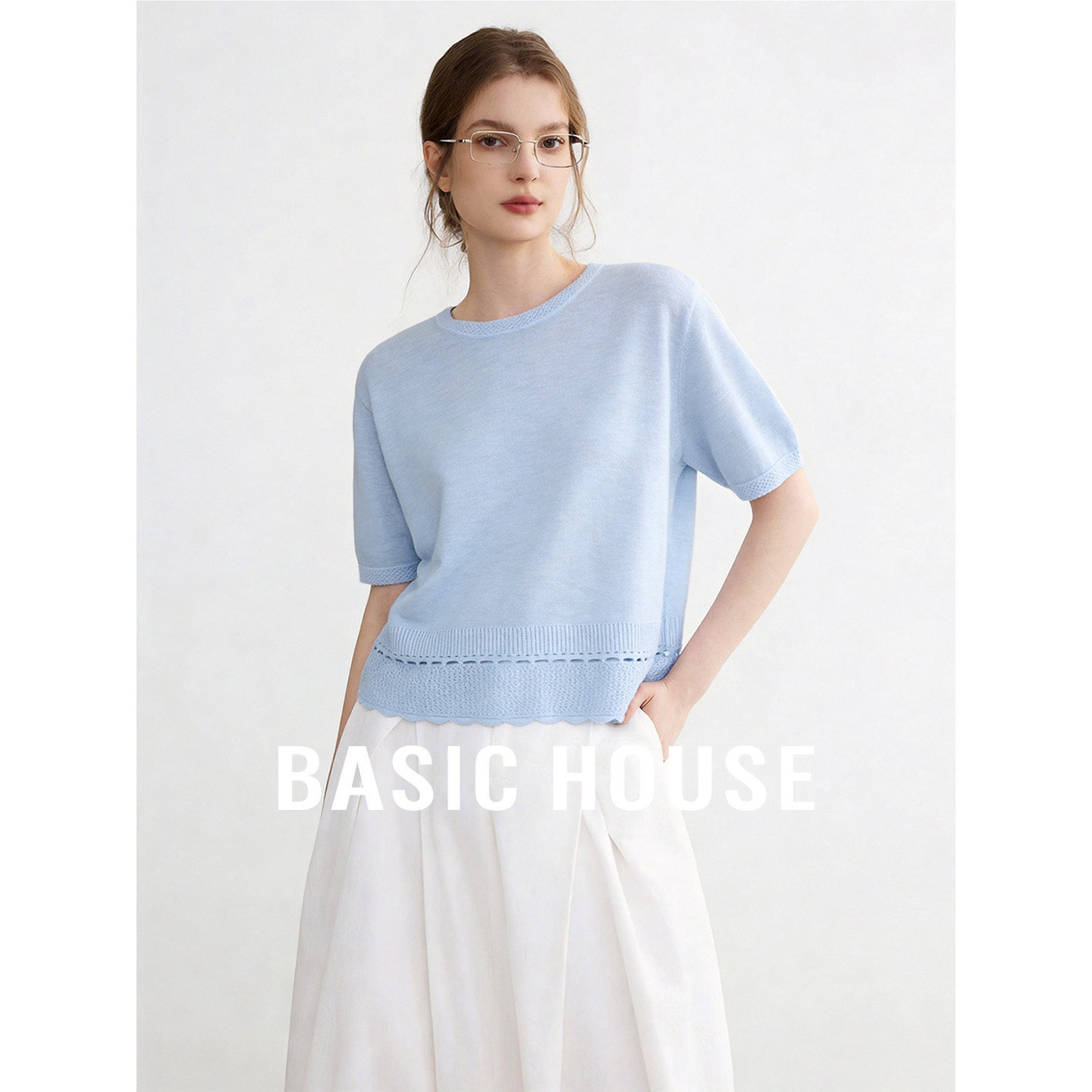 Basic House/百家好圆领镂空花边下摆针织衫纯色宽松显瘦短款上衣