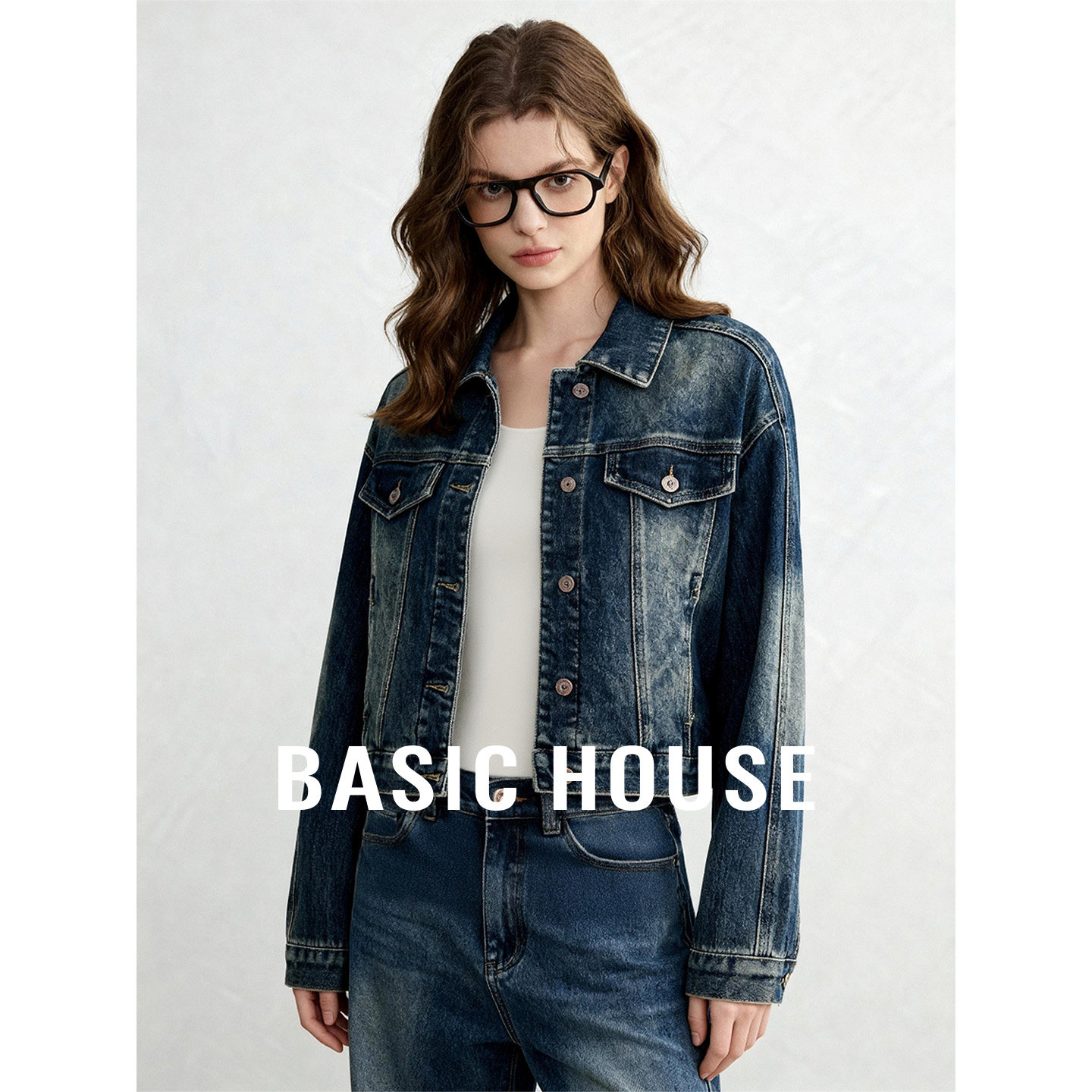 Basic House/百家好复古polo领牛仔短款外套女春新款休闲百搭夹克