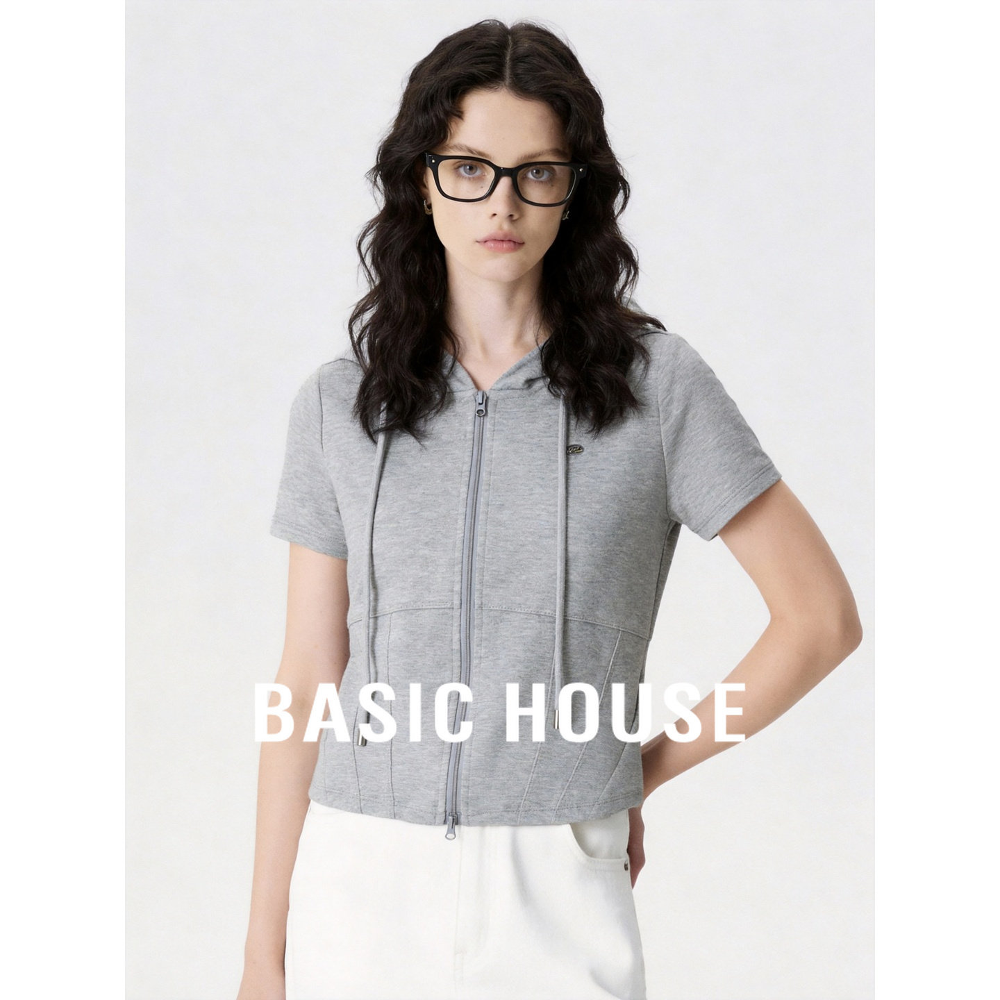 Basic House/百家好灰色短款连帽T恤女夏收腰型短袖气质百搭上衣