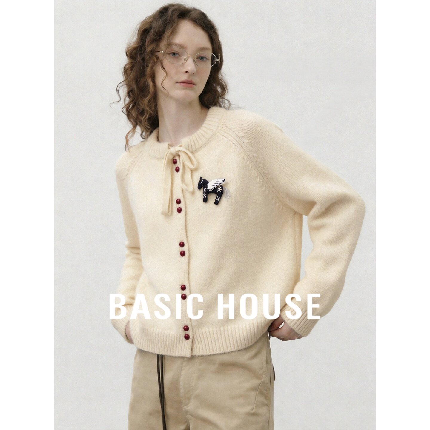 Basic House/百家好蝴蝶结系带针织开衫女秋季单排扣显瘦毛衣外套