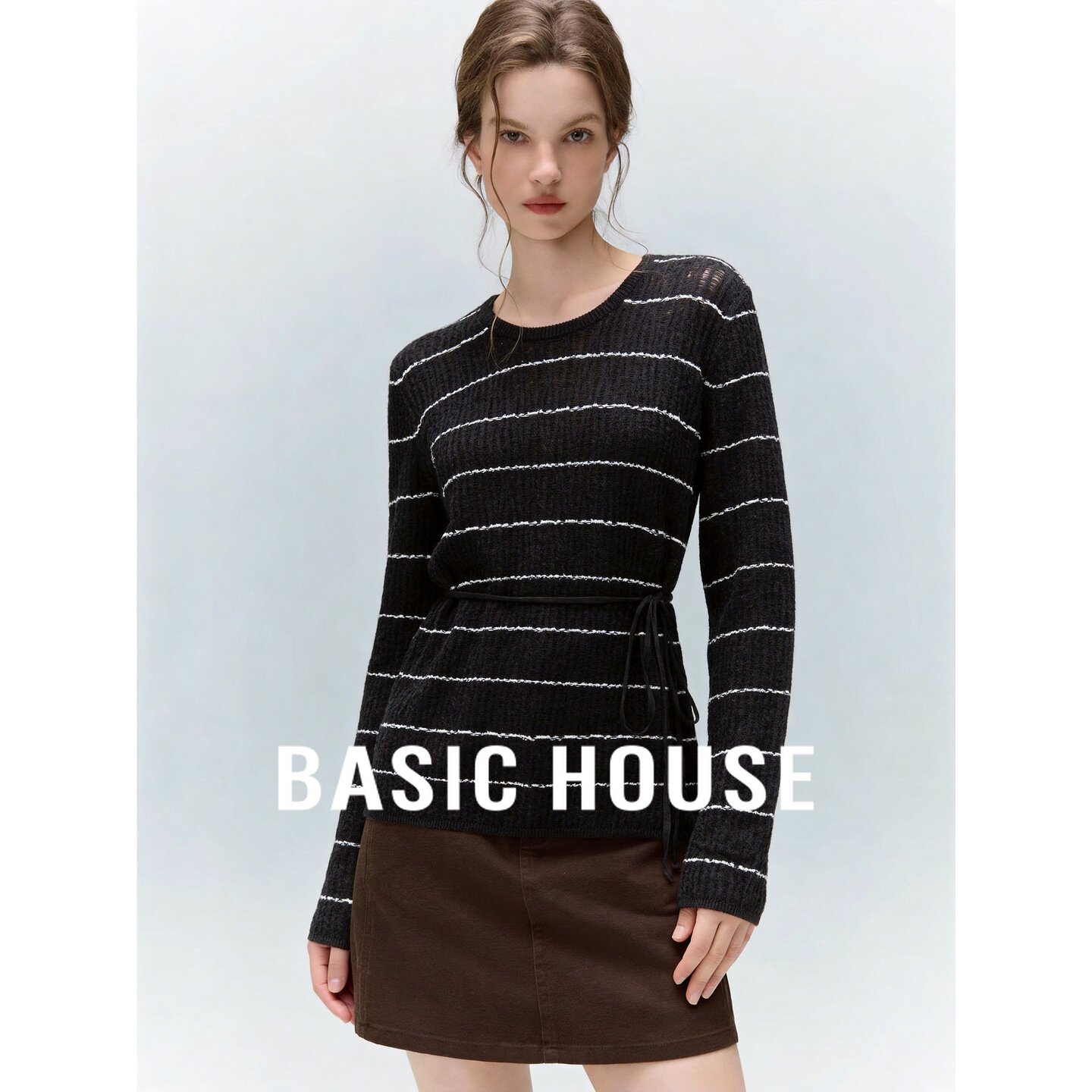 Basic House/百家好设计感条纹针织衫女圆领长袖收腰系带毛衣上衣
