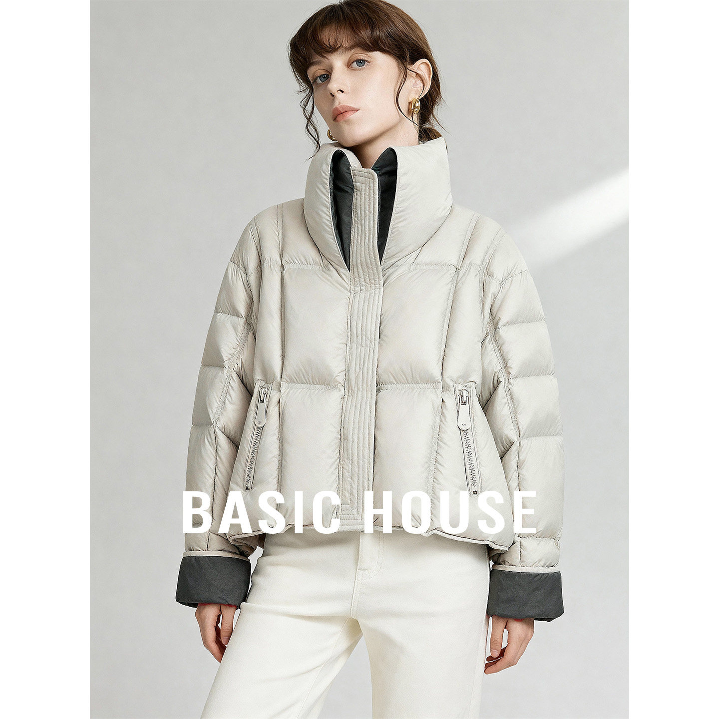 百家好黑色冬季新款立领加厚短款羽绒服女拼接宽松白鸭绒保暖外套