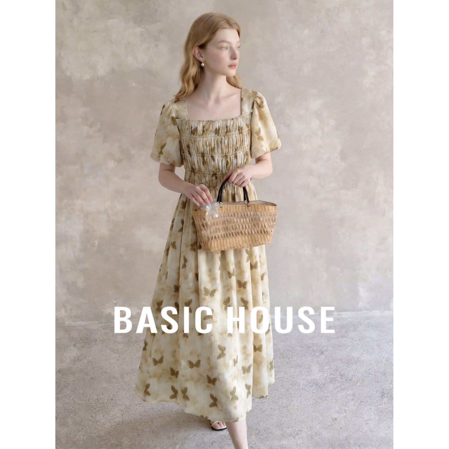 Basic House/百家好卡其色碎花连衣裙温柔风法式小清新方领长裙女