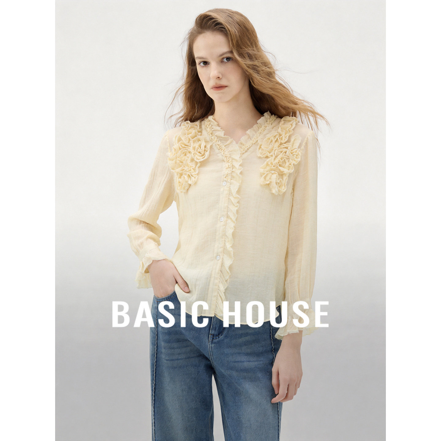 Basic House/百家好法式V领荷叶边衬衫女长袖木耳边气质减龄上衣