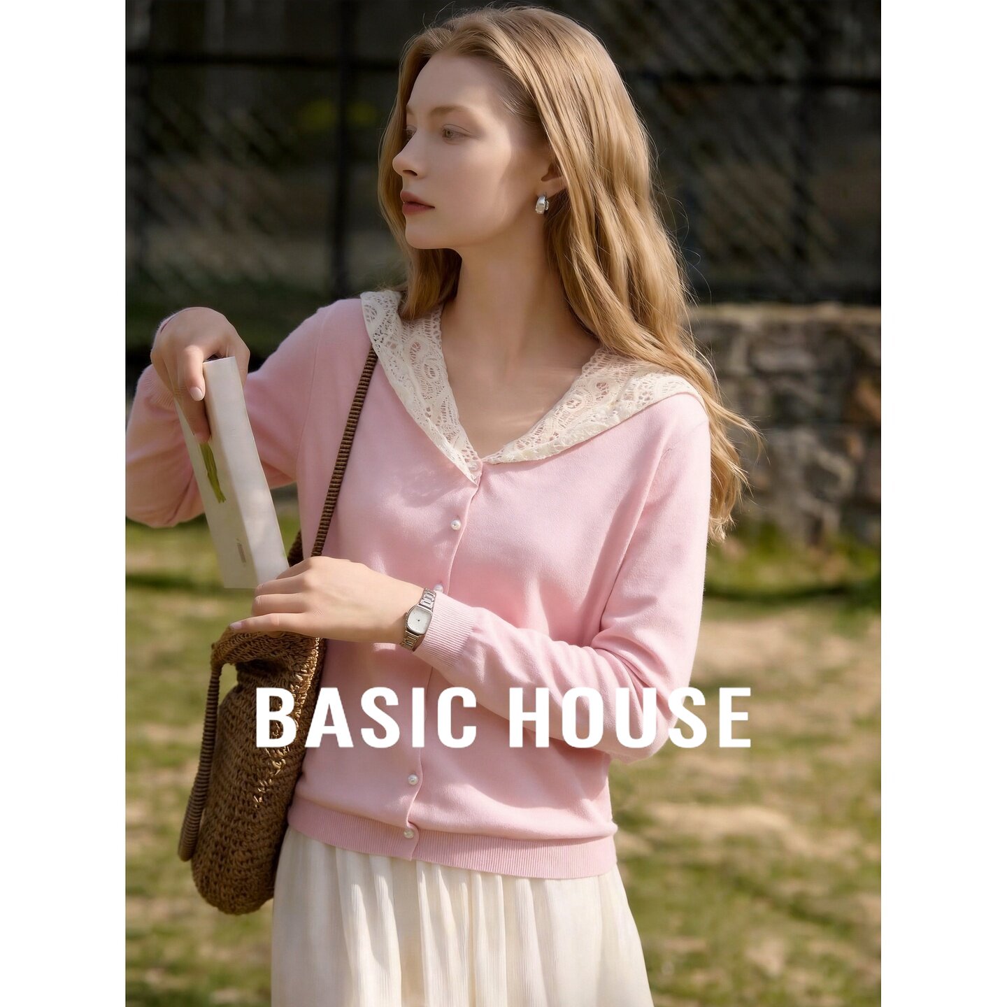Basic House/百家好甜美风蕾丝拼接针织开衫女秋珍珠扣百搭上衣