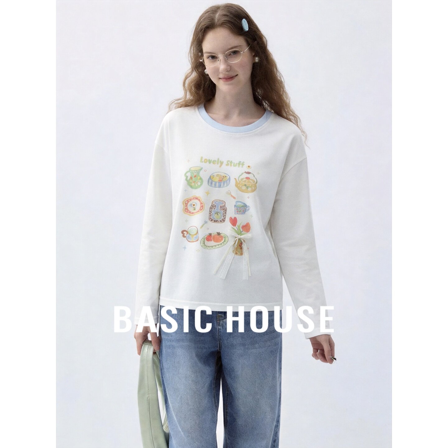 Basic House/百家好白色棉质卡通印花立体蝴蝶结百搭女装长袖T恤