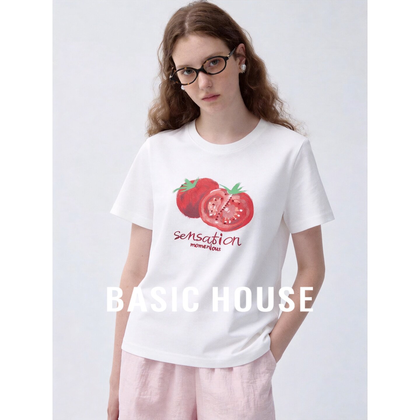 Basic House/百家好白色短袖T恤女圆领番茄印花显瘦百搭休闲上衣