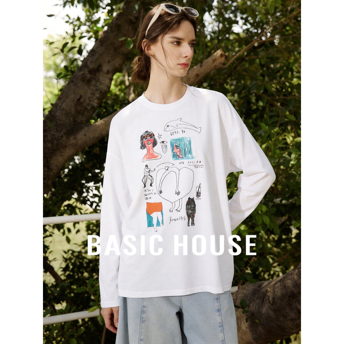 Basic House/百家好26秋季白色印花落肩袖长袖T恤女宽松休闲上衣