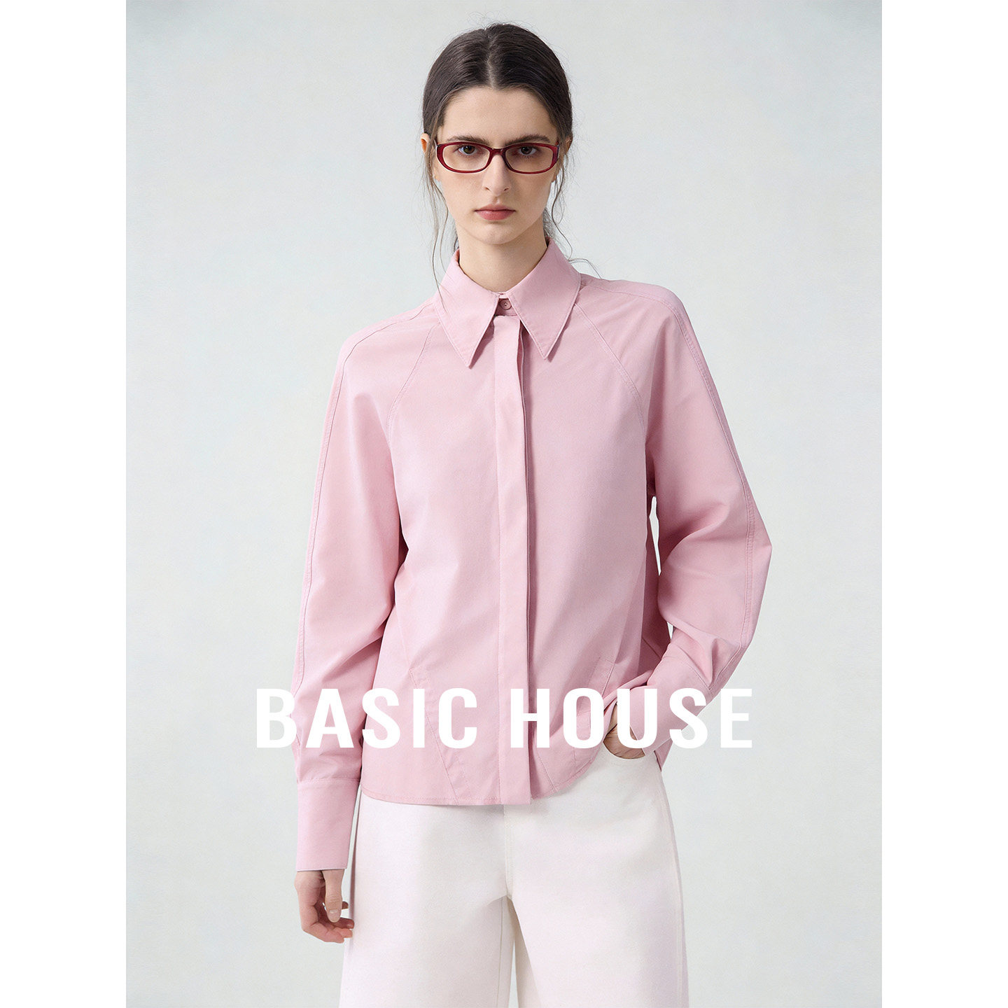 Basic House/百家好粉色翻领简约长袖衬衫女秋季通勤休闲百搭上衣