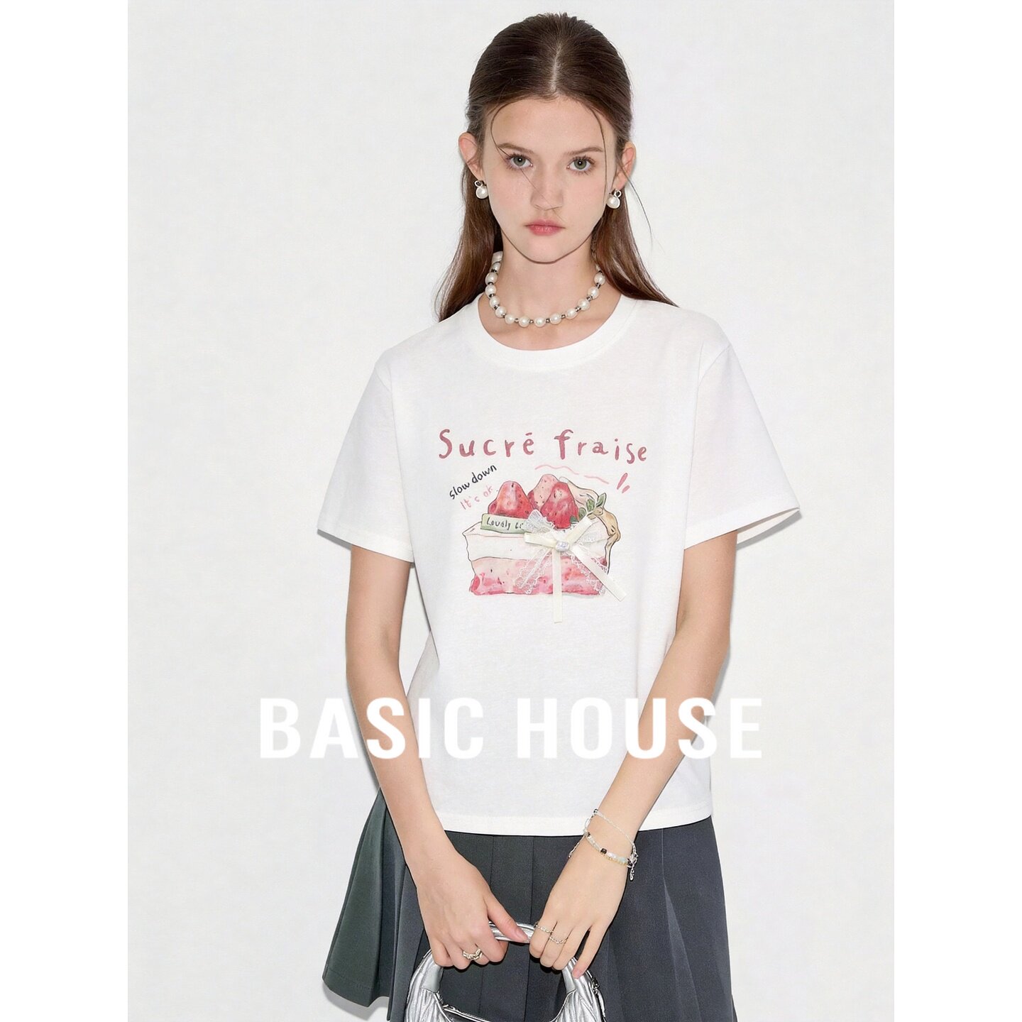 Basic House/百家好卡通印花短袖T恤女夏季白色宽松百搭显瘦上衣