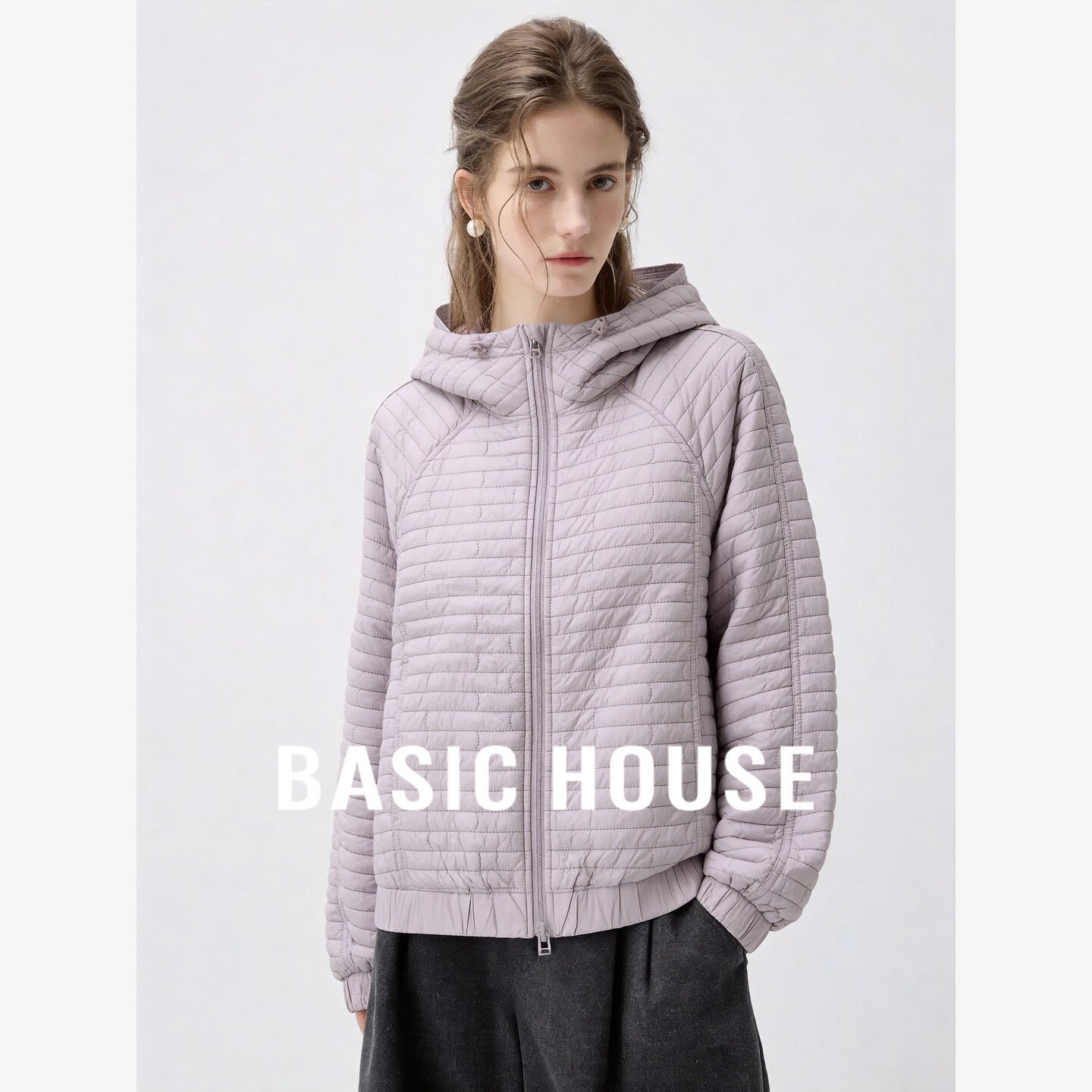 Basic House/百家好休闲连帽棉服女装短款菱格纹拉链开衫保暖外套