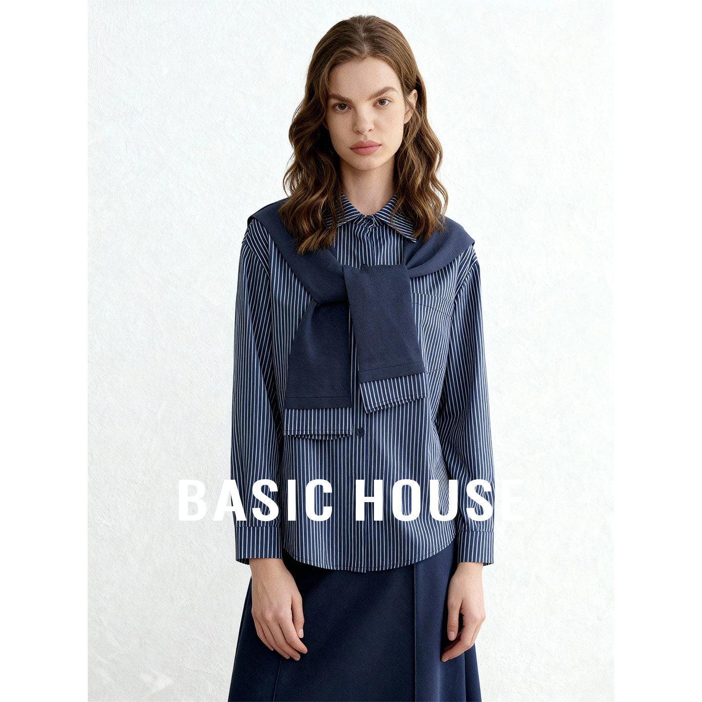 Basic House/百家好休闲套装女秋季条纹披肩衬衫抽绳半身裙两件套
