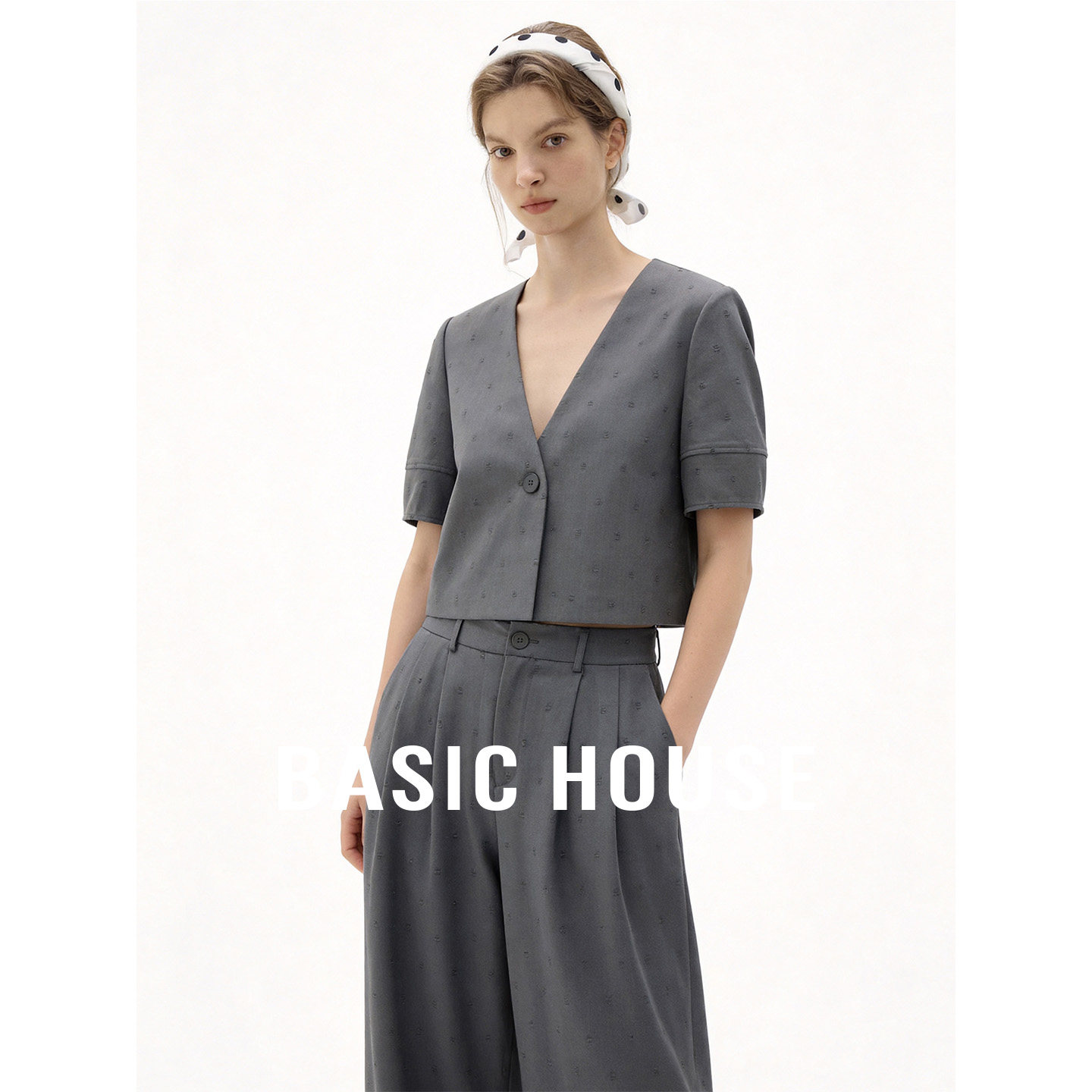 Basic House/百家好休闲套装夏季V领短袖西服高腰垂感长裤两件套