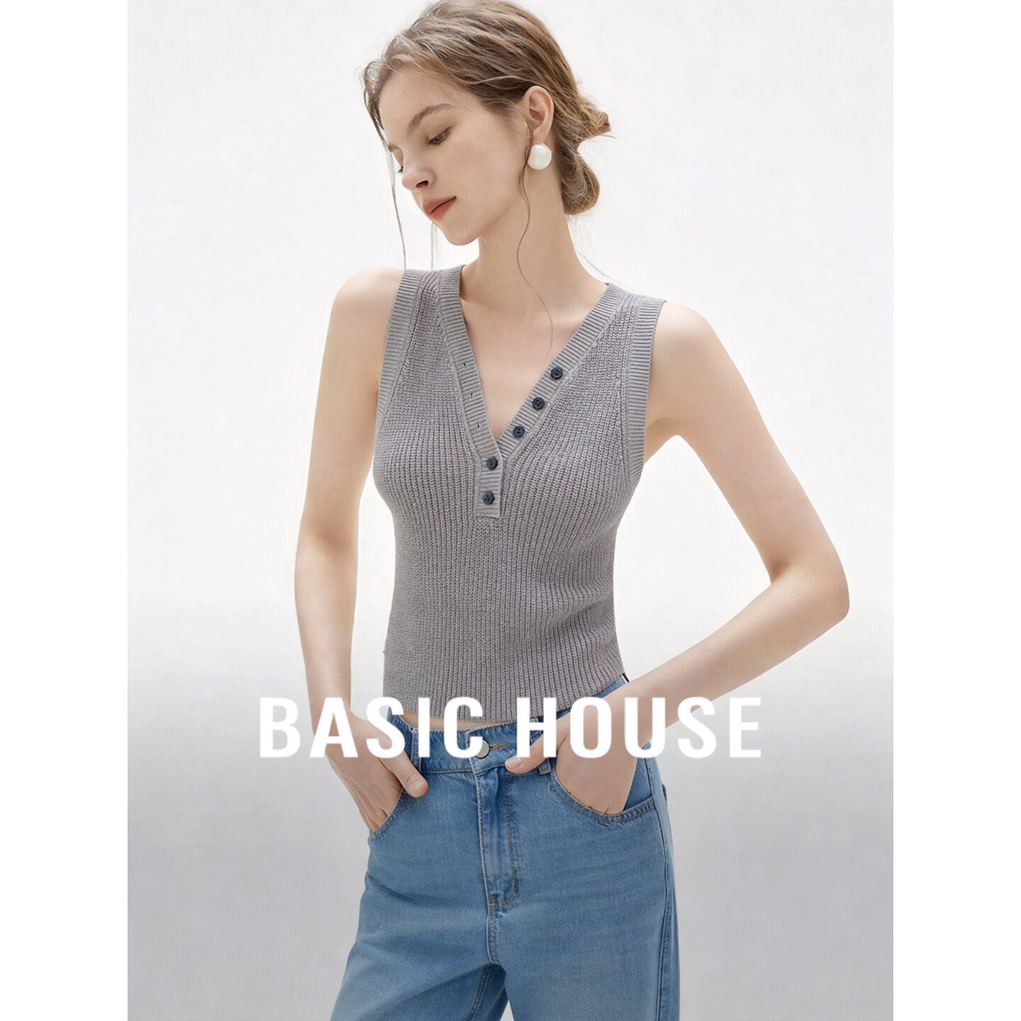 Basic House/百家好极简韩版V领针织背心无袖修身女夏百搭通勤
