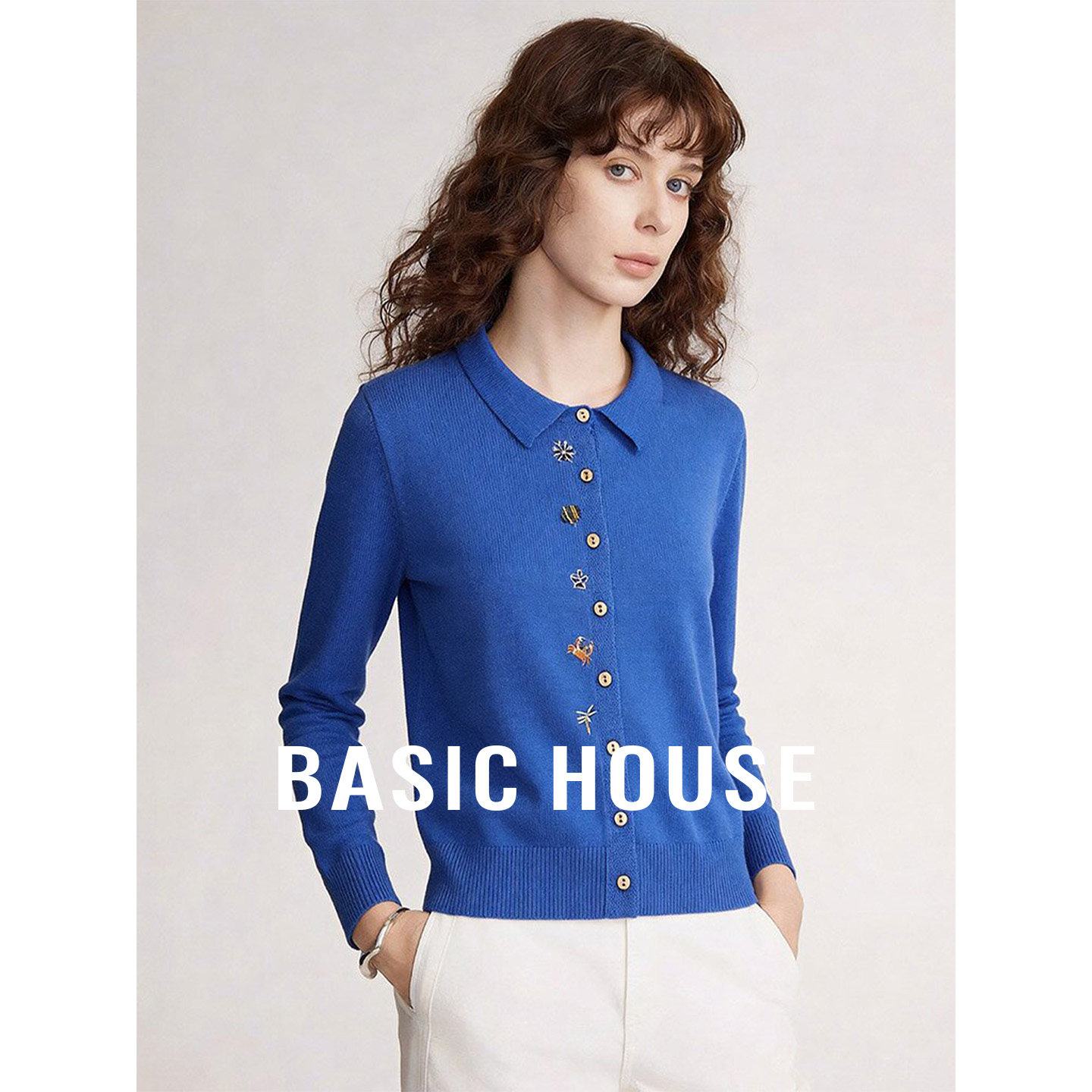 Basic House/百家好翻领长袖针织开衫夏季新款撞色刺绣单排扣上衣