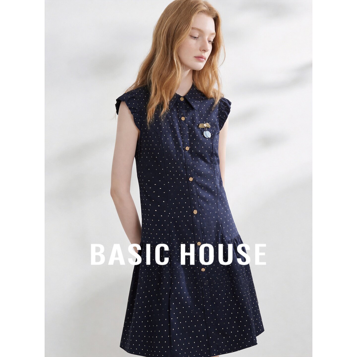 Basic House/百家好法式波点翻领收腰A字裙设计感衬衫连衣裙女夏