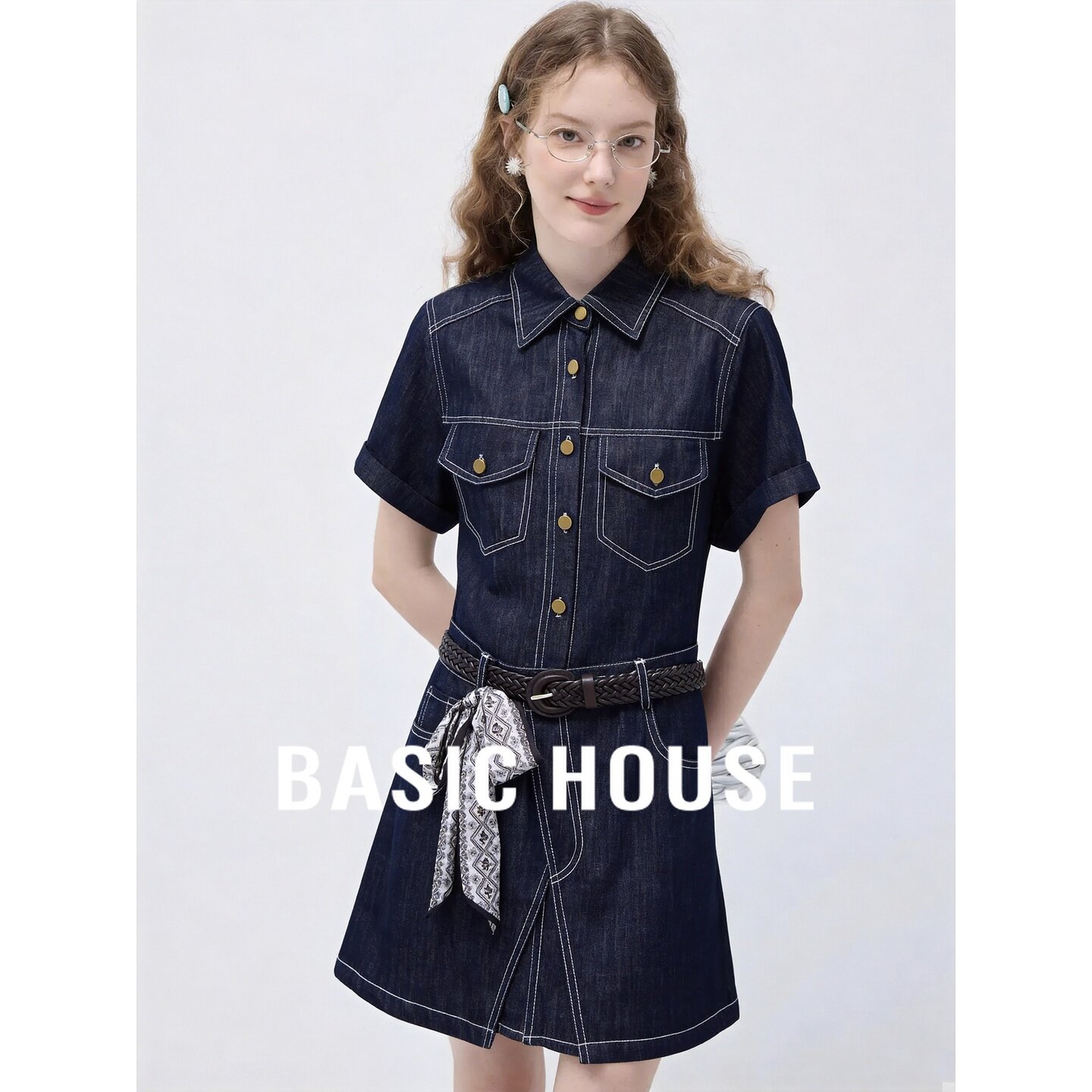 Basic House/百家好牛仔蓝短袖衬衫半裙女夏收腰腰带翻领时尚套装