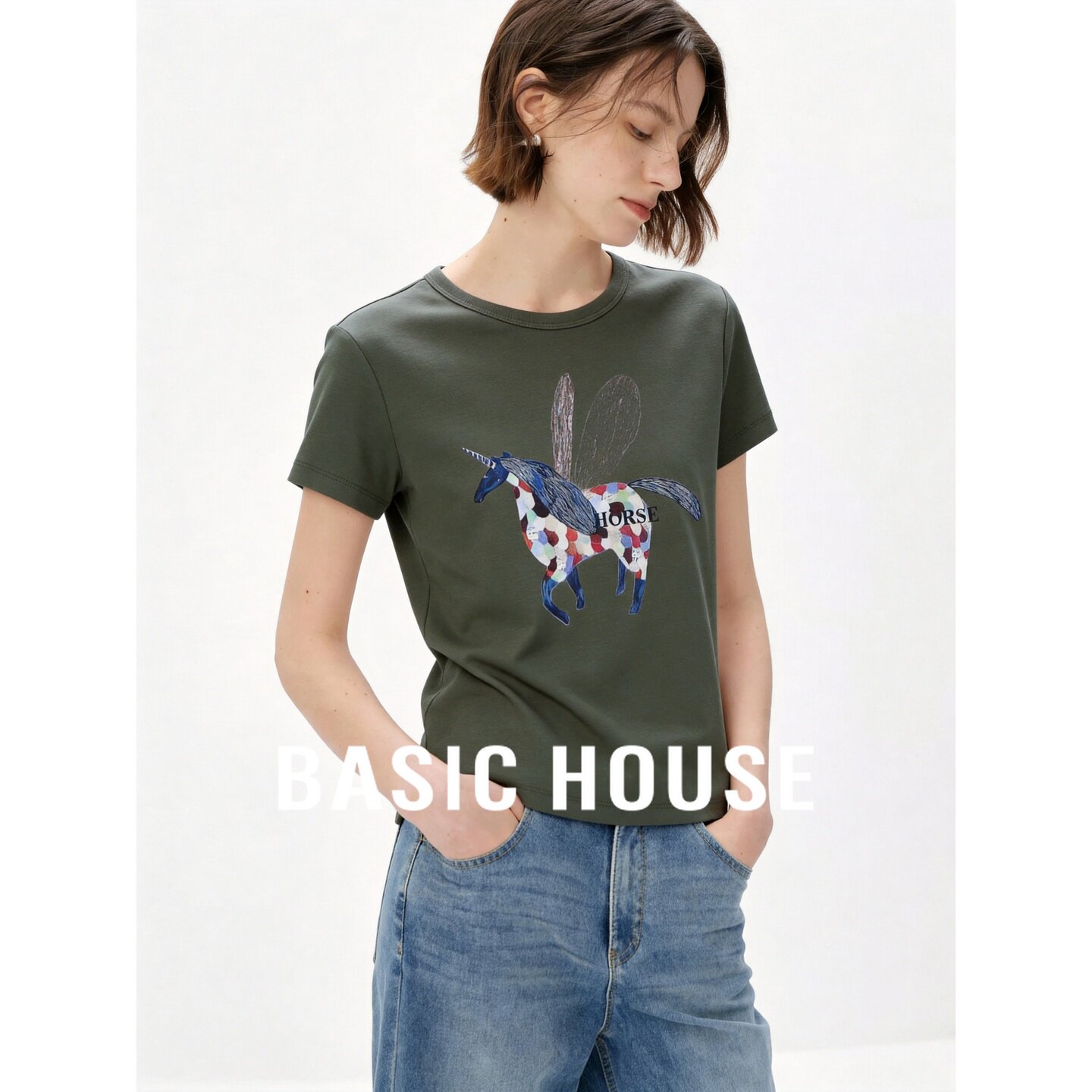 Basic House/百家好绿色独角兽印花短袖时尚圆领宽松显瘦T恤女夏