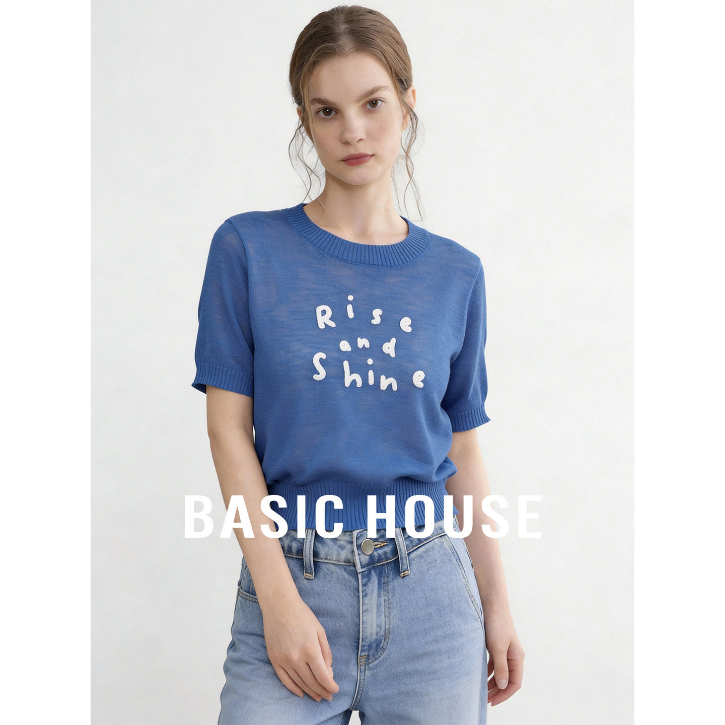 Basic House/百家好蓝色肌理感字母短袖针织衫女圆领短款上衣春夏