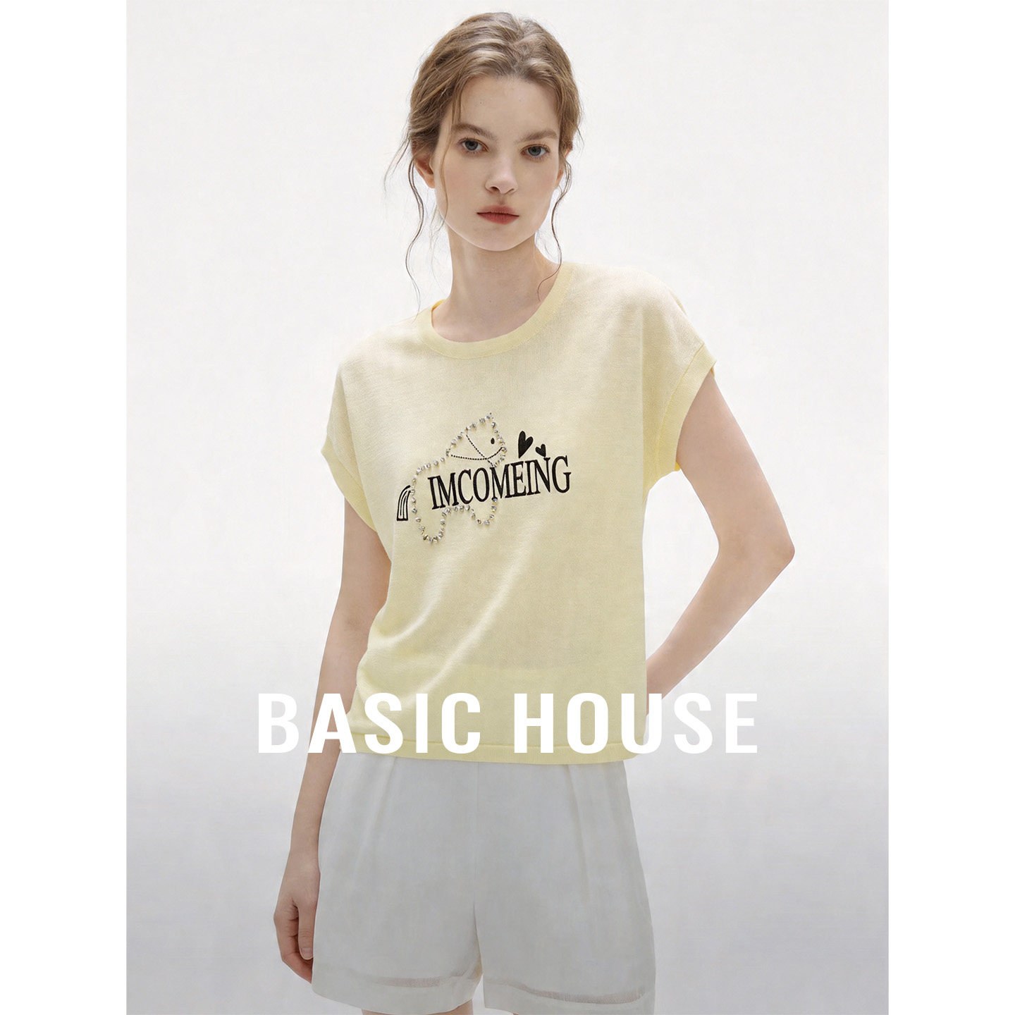 Basic House/百家好黄色圆领套头针织衫女26夏季新款百搭短款上衣