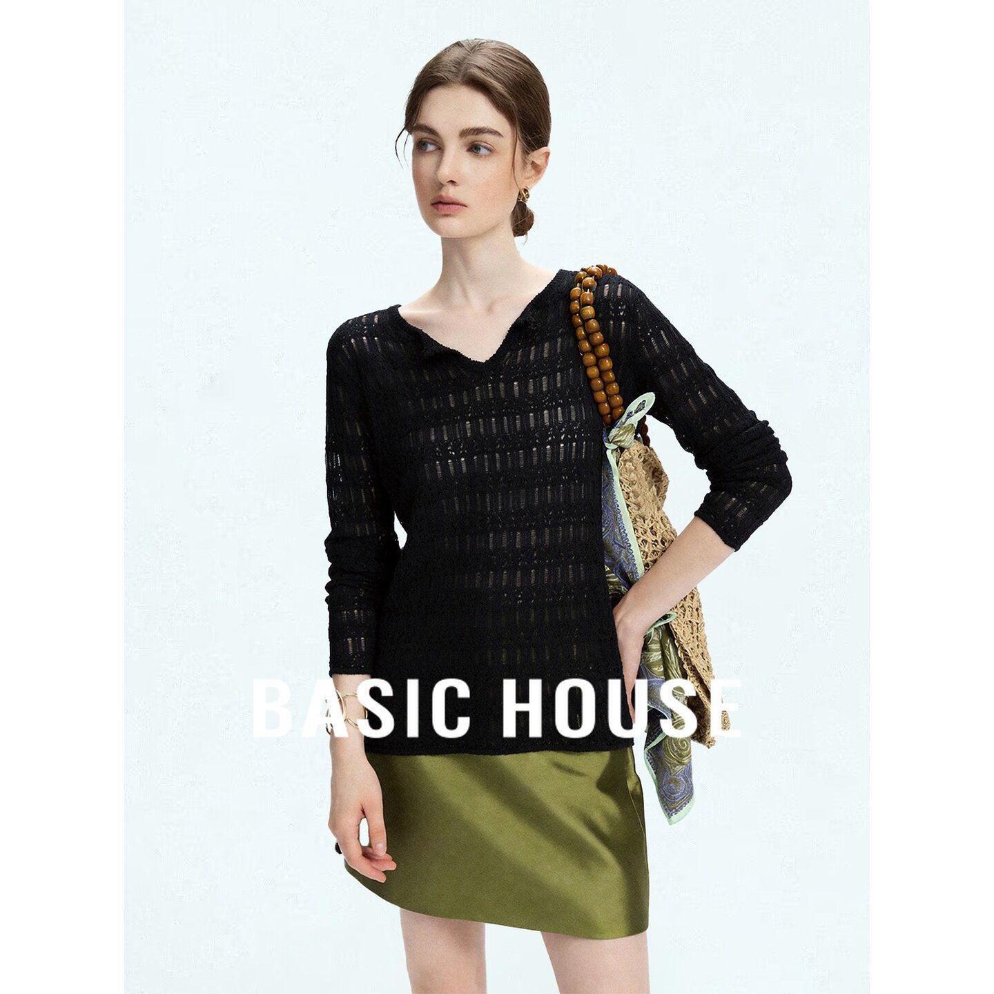 Basic House/百家好新款黑色镂空针织衫女V领长袖微透上衣肌理感